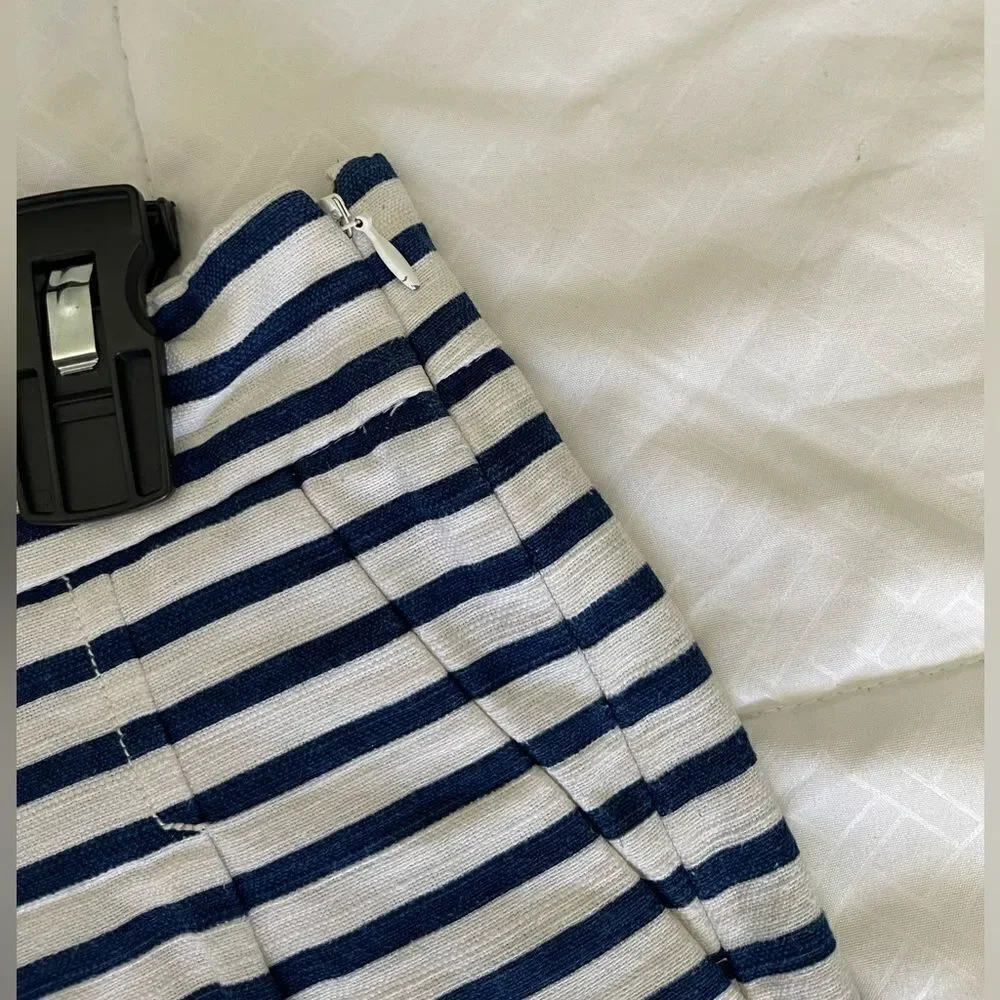 J Crew stripped Shorts - Picture 5 of 7